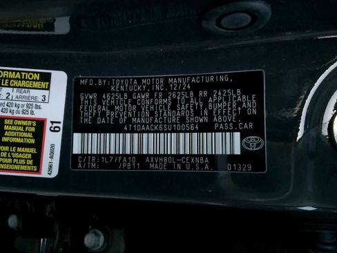 Used 2025 Toyota Camry LE image 31