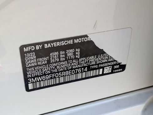 Used 2024 BMW 330i Sedan w/ M Sport Package image 32