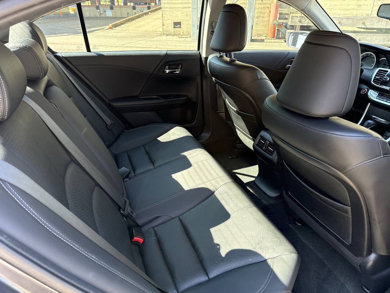 Used 2013 Honda Accord EX-L image 18