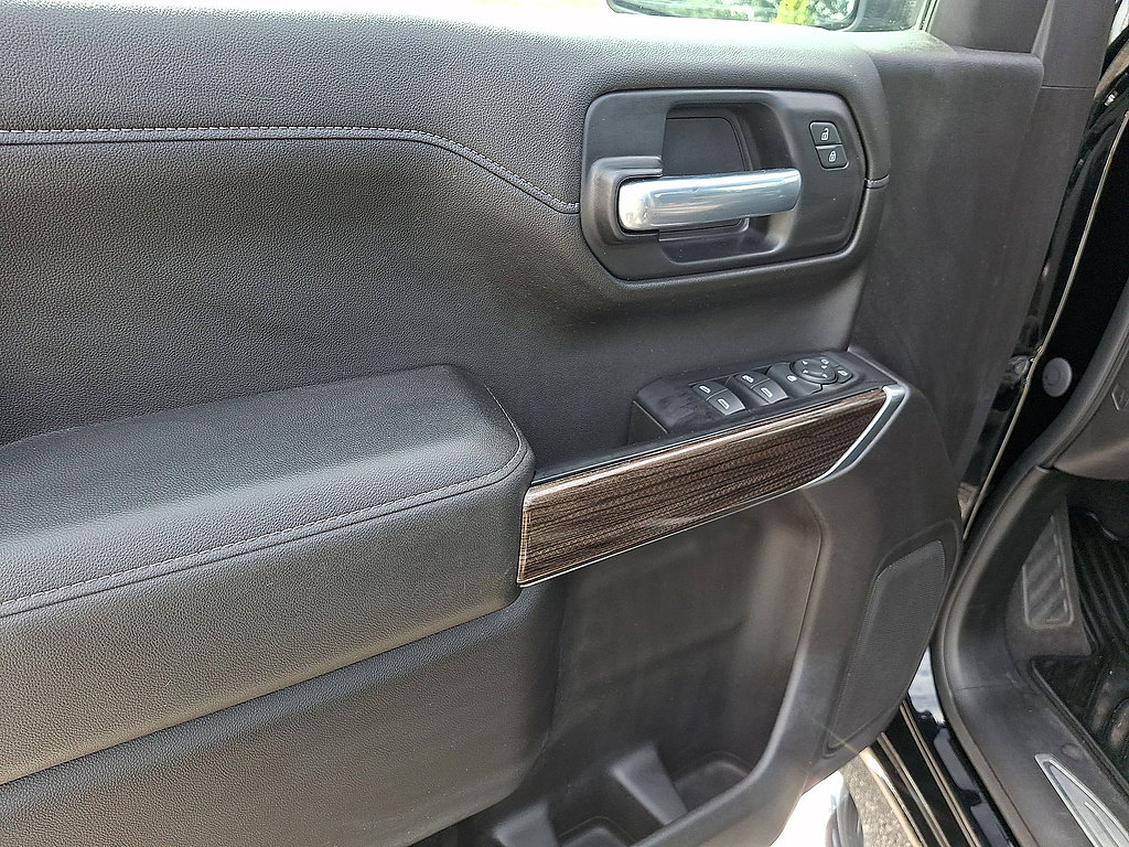Used 2020 Chevrolet Silverado 1500 LT w/ All-Star Edition AWD/4WD image 10