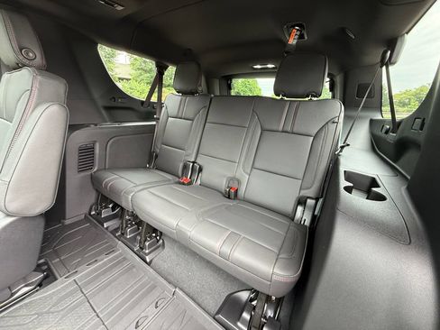 New 2026 Chevrolet Suburban RST w/ RST Capability Package AWD/4WD image 26