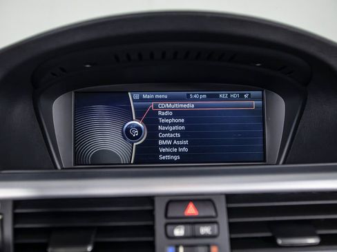 Used 2011 BMW 335i Convertible image 24