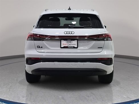 Used 2024 Audi Q4 e-tron Premium Plus w/ Premium Plus image 6