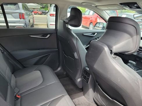 Used 2023 Kia Niro EX Touring FWD image 31