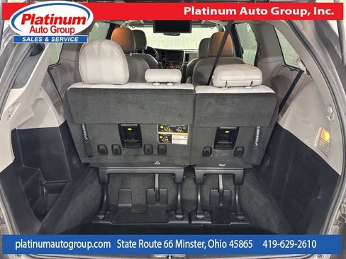 Used 2018 Toyota Sienna Limited Premium image 31
