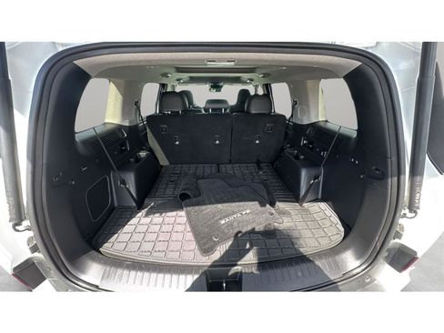 Used 2024 Hyundai Santa Fe Limited image 12