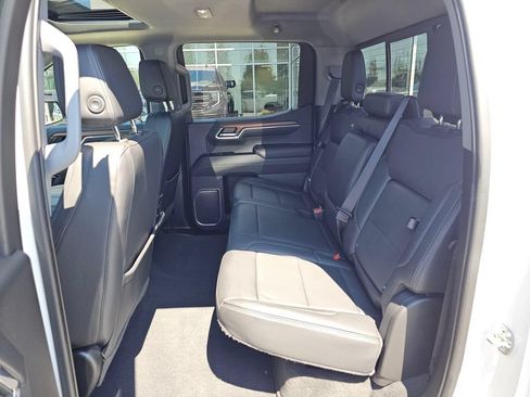 Used 2023 GMC Sierra 1500 Denali AWD/4WD image 17