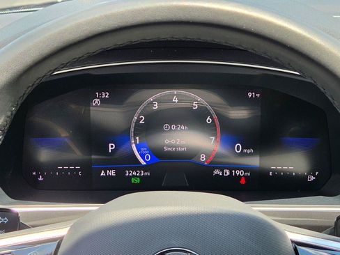 Certified 2024 Volkswagen Tiguan SE R-Line FWD image 27
