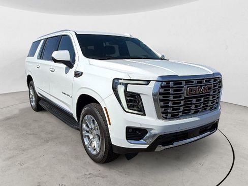Used 2025 GMC Yukon XL Denali AWD/4WD image 1