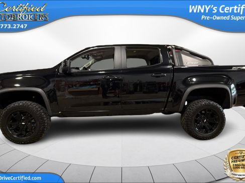 Used 2022 Chevrolet Colorado ZR2 w/ ZR2 Midnight Special Edition AWD/4WD image 9