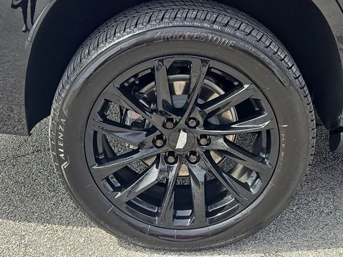 Used 2024 Cadillac Escalade Sport Platinum w/ LPO, ONYX Package image 8