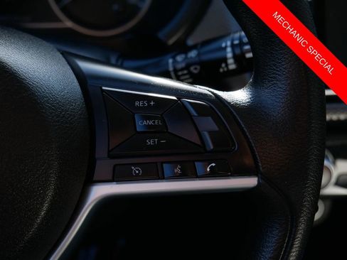 Used 2019 Nissan Kicks SV FWD image 20