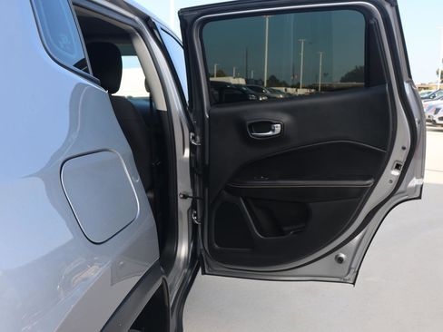 Used 2019 Jeep Compass Sport image 20