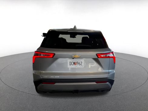 Used 2025 Chevrolet Equinox LT image 17