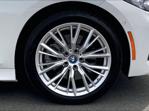 Used 2024 BMW 330e w/ Convenience Package RWD image 9