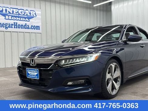 Certified 2018 Honda Accord Touring image 1