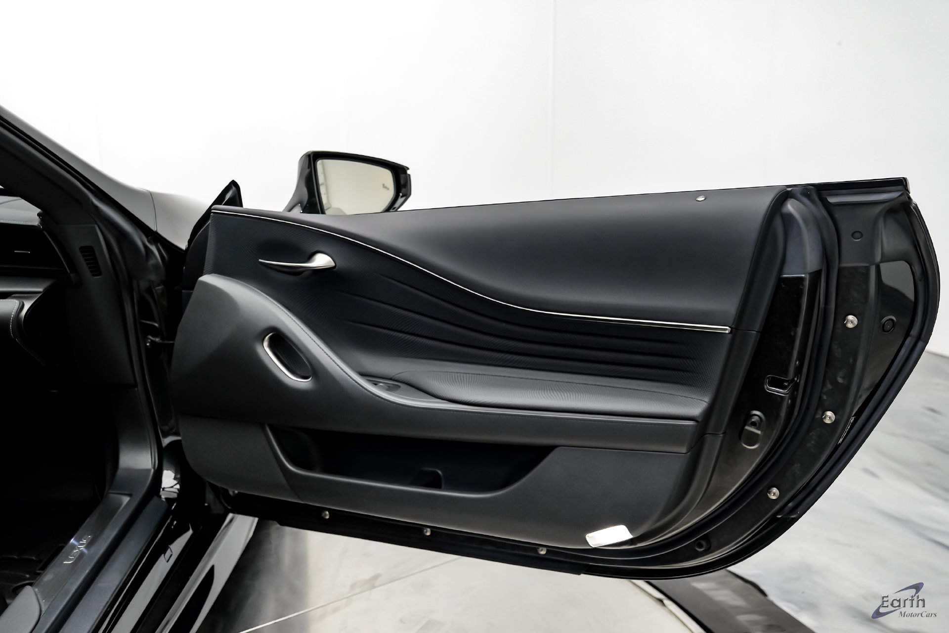Used 2024 Lexus LC 500 Convertible w/ Touring Package RWD image 68