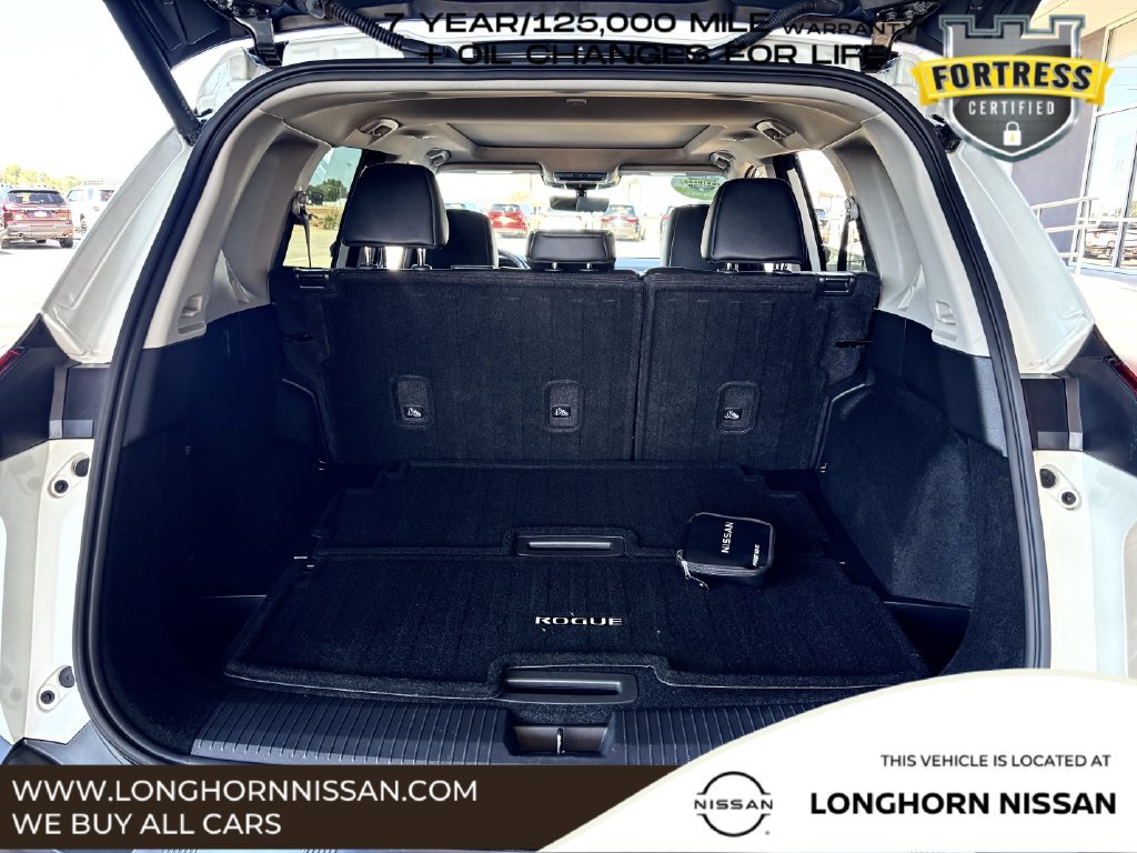 Used 2023 Nissan Rogue SL w/ SL Premium Package FWD image 27