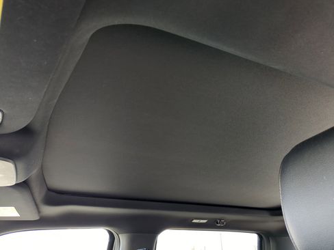 Used 2022 Ford F150 Lariat w/ Max Trailer Tow Package image 26