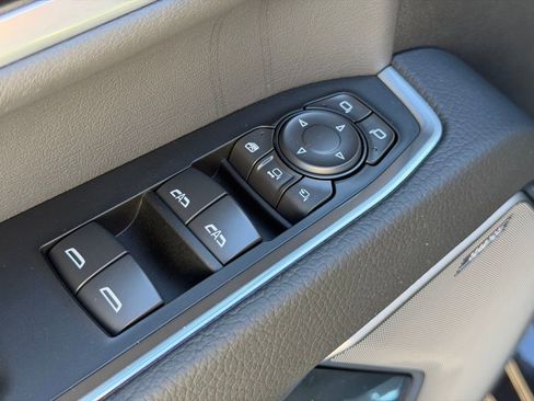 New 2026 GMC Sierra 3500 Denali w/ Denali Reserve Package image 25