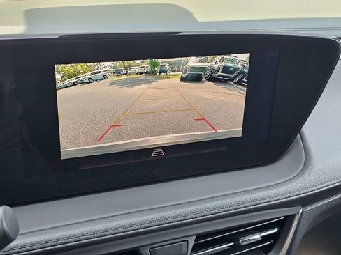 Used 2024 Buick Encore GX Preferred AWD/4WD image 21