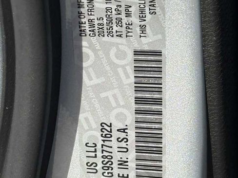 New 2025 Jeep Grand Cherokee L Limited w/ Black Appearance Package AWD/4WD image 34
