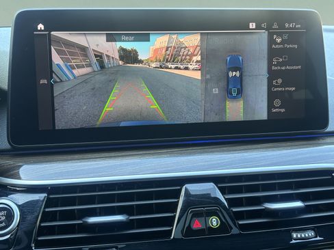 Used 2021 BMW 540i RWD image 23