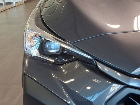 Certified 2024 Subaru Crosstrek 2.0i Premium image 9