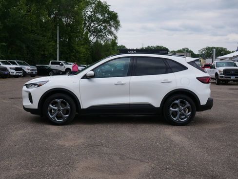 Certified 2025 Ford Escape ST-Line Select w/ Tech Pack #2 AWD/4WD image 5