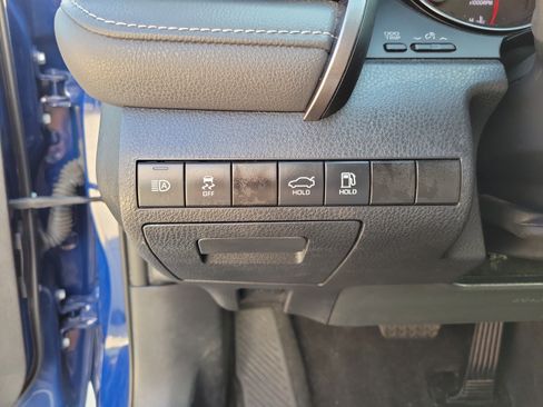 Used 2024 Toyota Camry XSE FWD image 11