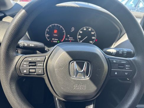 Used 2023 Honda HR-V LX image 24