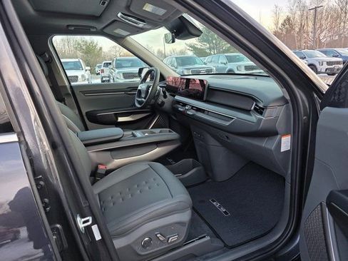 New 2026 Kia EV9 Wind image 11