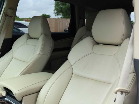 Used 2017 Acura MDX SH-AWD image 11
