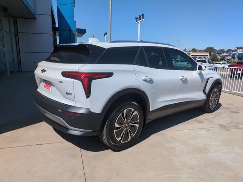 Used 2024 Chevrolet Blazer EV LT AWD/4WD image 5