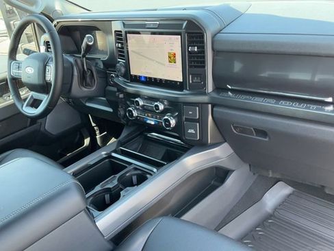 New 2026 Ford F250 Lariat w/ Black Appearance Package AWD/4WD image 24