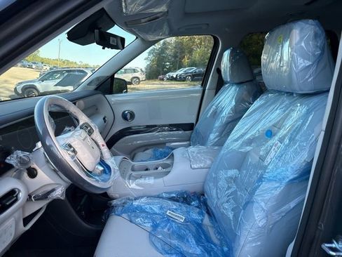 New 2026 Hyundai Palisade Calligraphy image 4