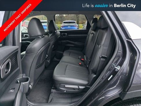 New 2026 Kia Sorento EX image 17