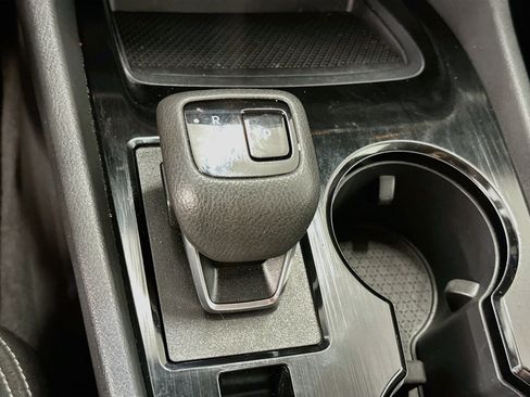 Used 2025 Nissan Rogue SV AWD/4WD image 24