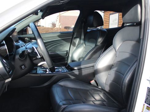 Used 2022 Kia Stinger GT2 w/ Scorpion Package image 15