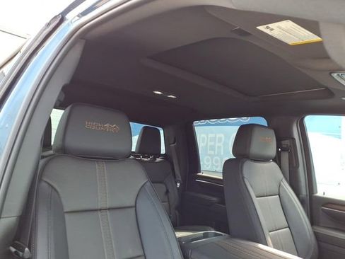 Used 2025 Chevrolet Silverado 2500 High Country w/ High Country Premium Package image 24