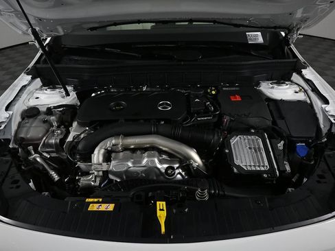 Certified 2026 Mercedes-Benz GLB 250 image 33