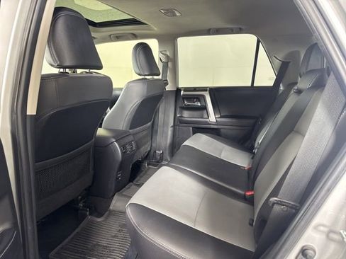 Used 2019 Toyota 4Runner SR5 Premium AWD/4WD image 12