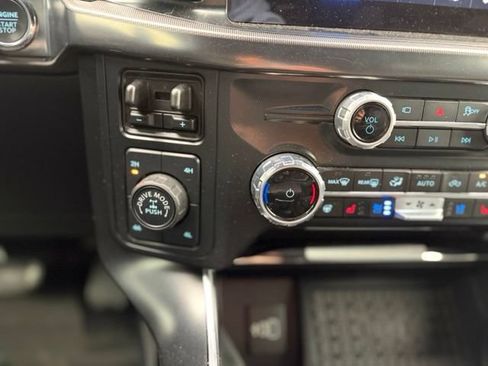 Used 2025 Ford F150 Raptor AWD/4WD image 14