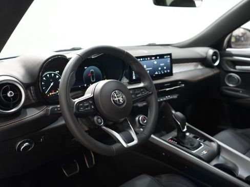 New 2025 Alfa Romeo Tonale w/ Premium Package image 15