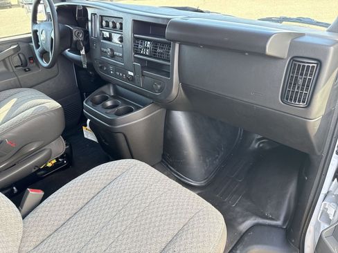 New 2024 Chevrolet Express 3500 w/ Power Convenience Package image 23