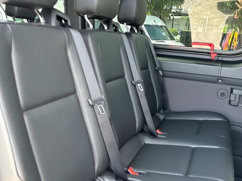 New 2025 Mercedes-Benz Sprinter 2500 image 5