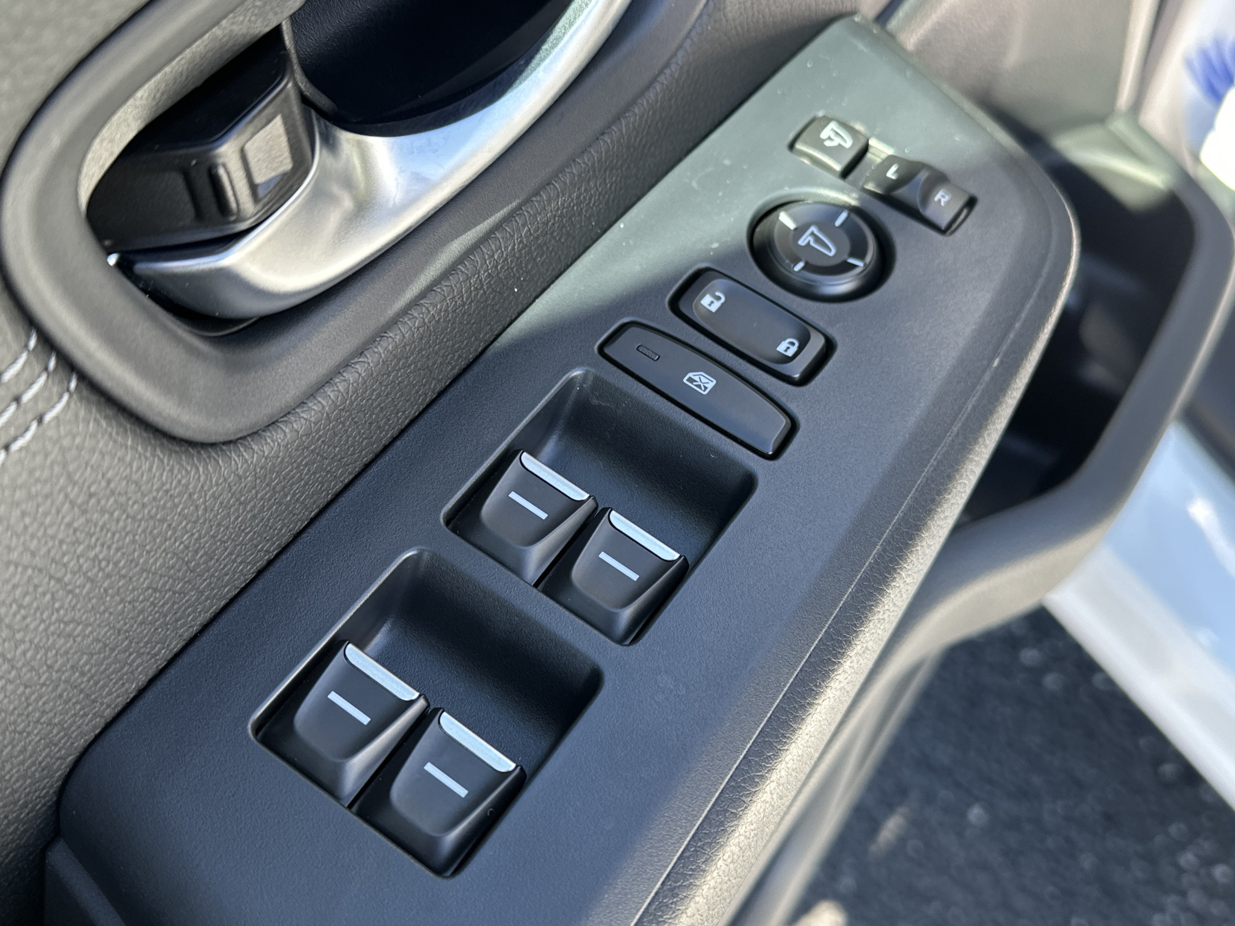 New 2026 Honda Pilot Touring image 9