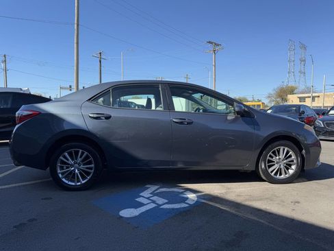 Used 2015 Toyota Corolla LE image 4