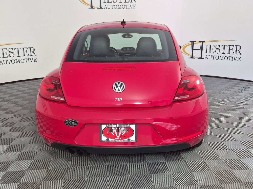Used 2014 Volkswagen Beetle TDI FWD image 6
