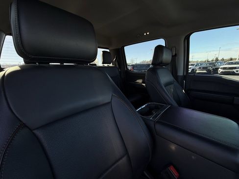 Used 2023 Ford F250 Lariat w/ Black Appearance Package image 30